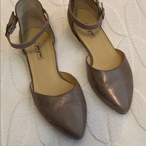 Paul Green gray tan metallic flats with st…